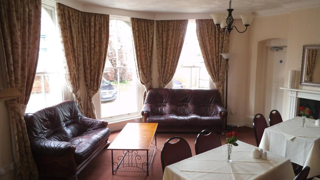 Belle Vue House Hotel レディング エクステリア 写真